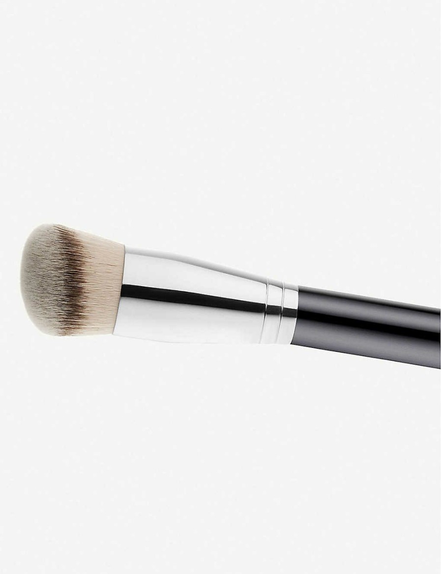 Beauty * | Mac 170 Rounded Slant Brush