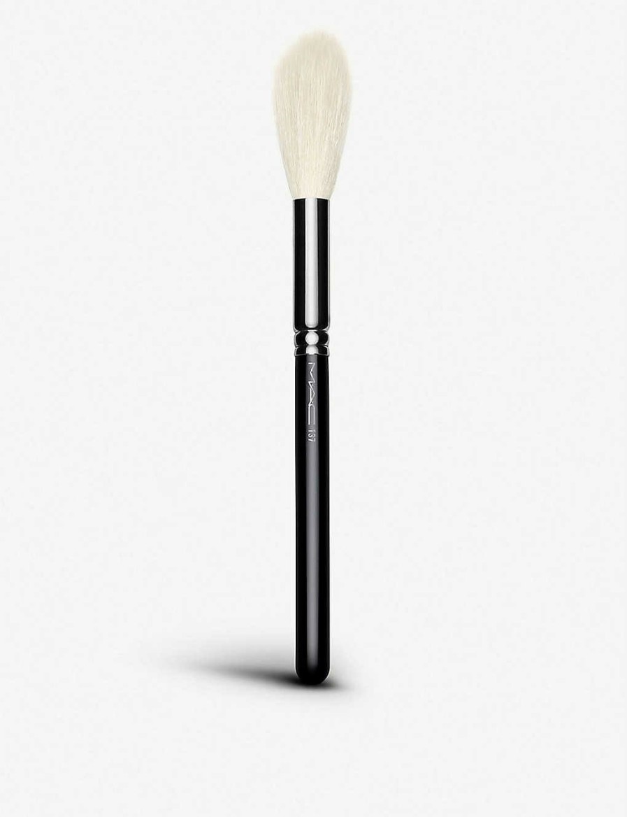 Beauty * | Mac 137 Long Blending Brush