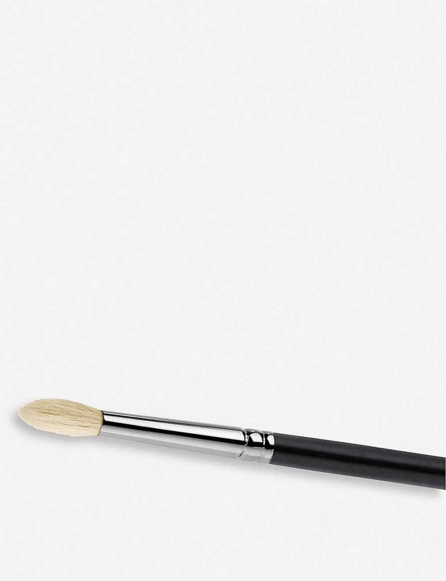 Beauty * | Mac 221 Mini Tapered Blending Brush