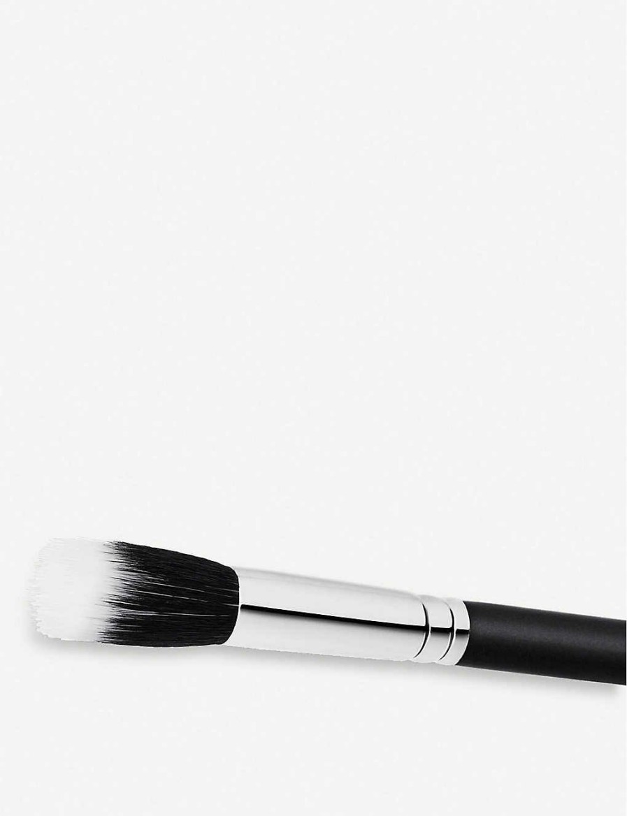 Beauty * | Mac 188 Small Duo Fibre Face Brush